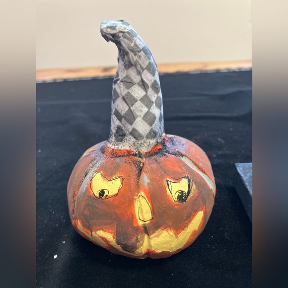 Two Handmade Halloween Art Ceramic Sculpture Adorable Pumpkins 6”& 5”OOAK - Picture 5 of 8